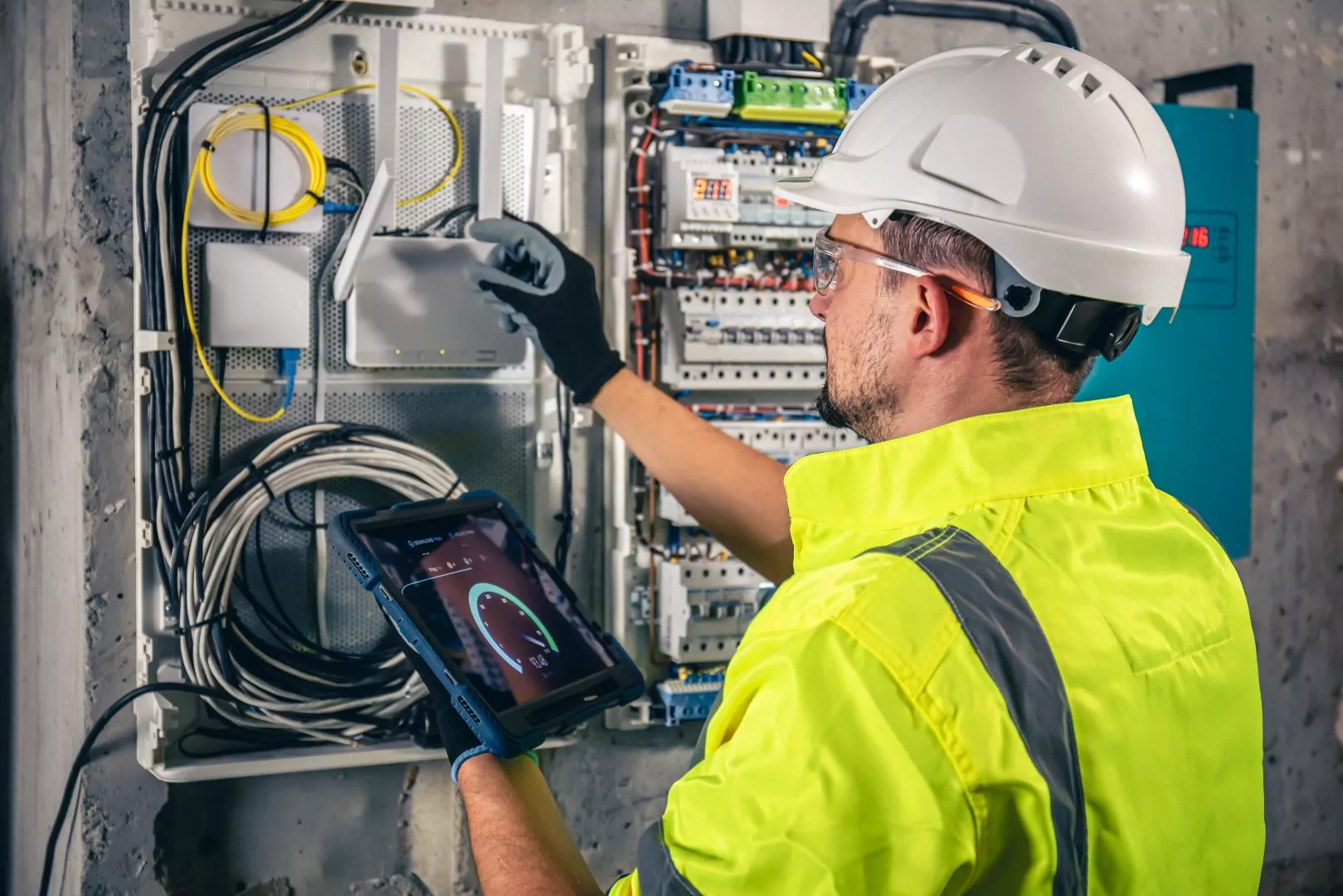 Commercial Electrician Surrey | Commercial Electrical Services