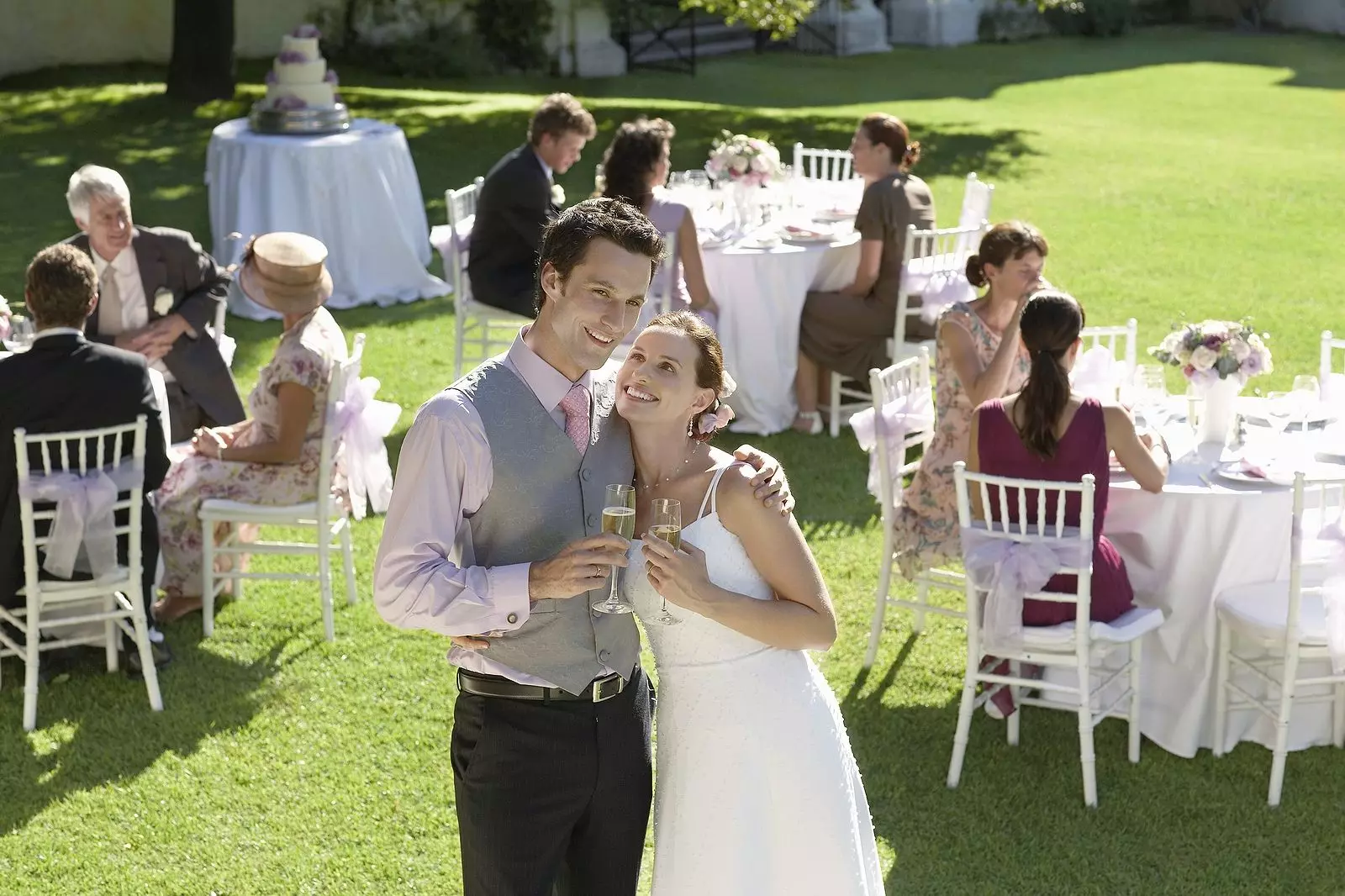 How Many Luxury Toilets Should I Hire For My Wedding