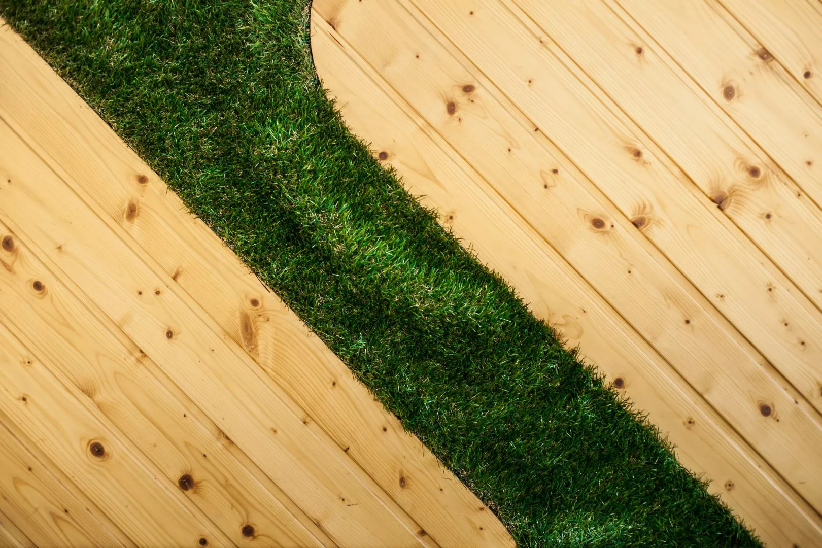 What Is The Cheapest Way To Lay Artificial Grass?