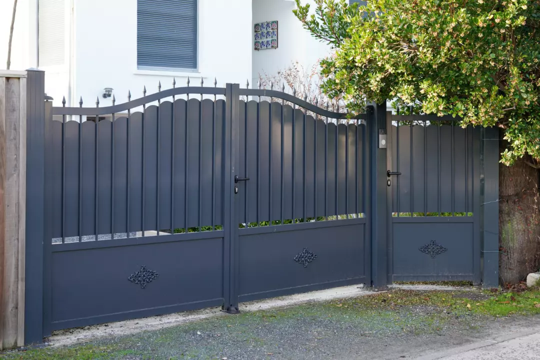 Do Driveway Gates Increase Property Value?