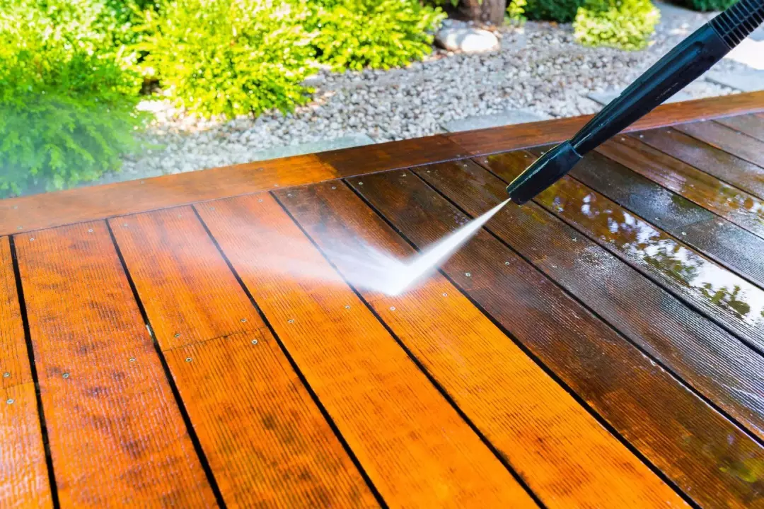 What Are The Benefits Of Pressure Washing Your Business?