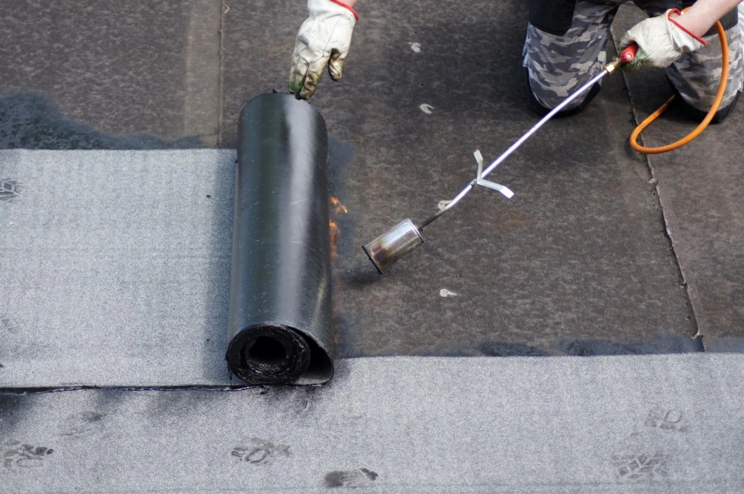 Flat Roof Repairs In The UK: Common Issues and Solutions