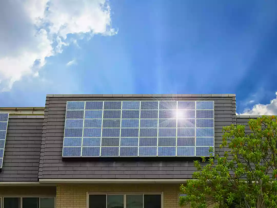 How Many Solar Panels Do I Need To Power A House?