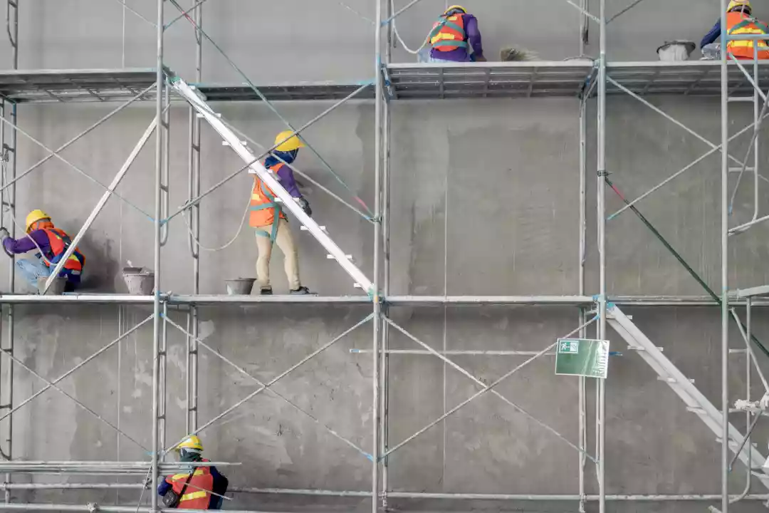 Why Safety Should Be A Top Priority When Hiring Scaffolding Services