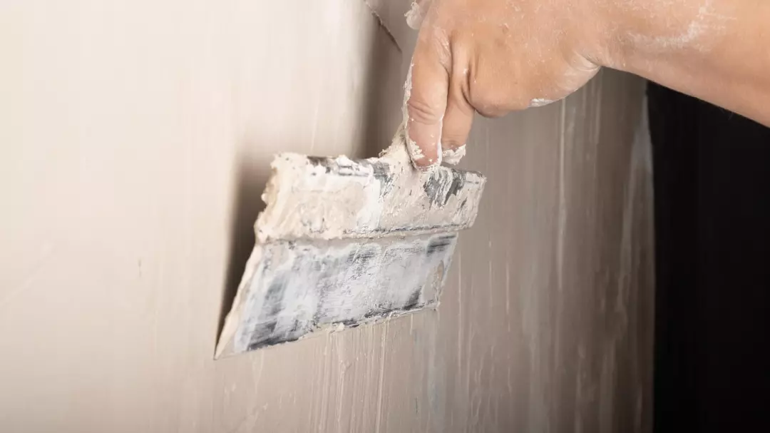 Can I Re-plaster Walls In Order To Prevent Mould?