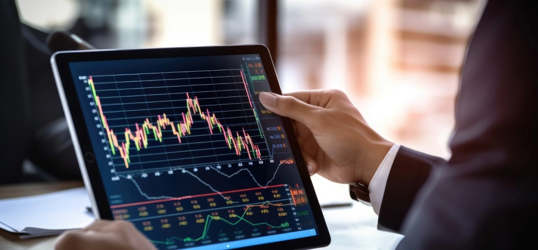 What’s The Difference Between Active and Passive Investing?