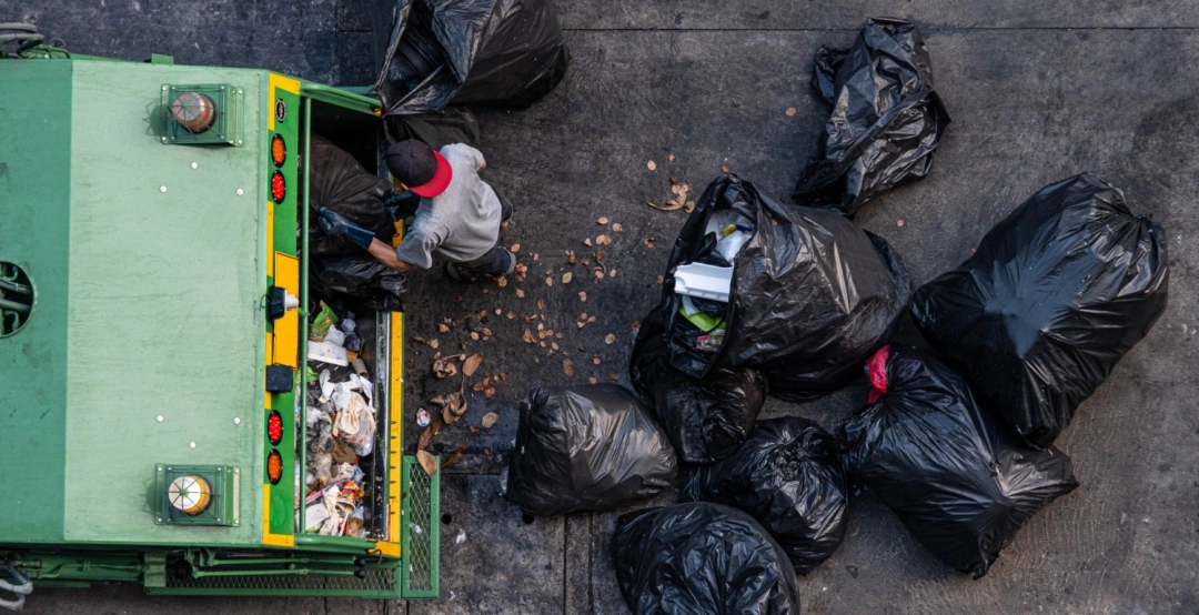 What Can Businesses Put In Their Recycling Bins UK?