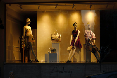 Display & Window Dressing Services