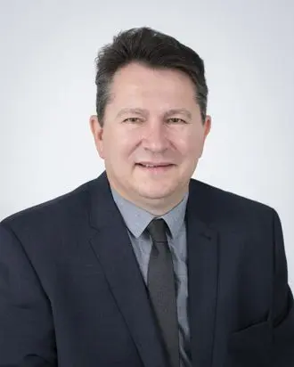 Pia Financial Services - James Bradford Logo